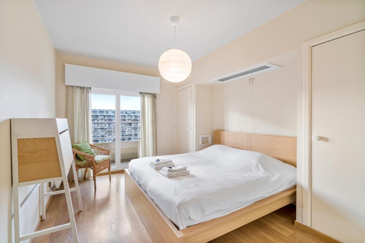 Zonnig Familie App Op Zeedijk Met Zeezicht Voor 6P Apartment Ostend Exterior photo